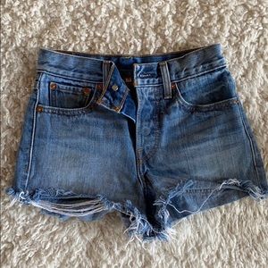 Levi’s high waisted shorts